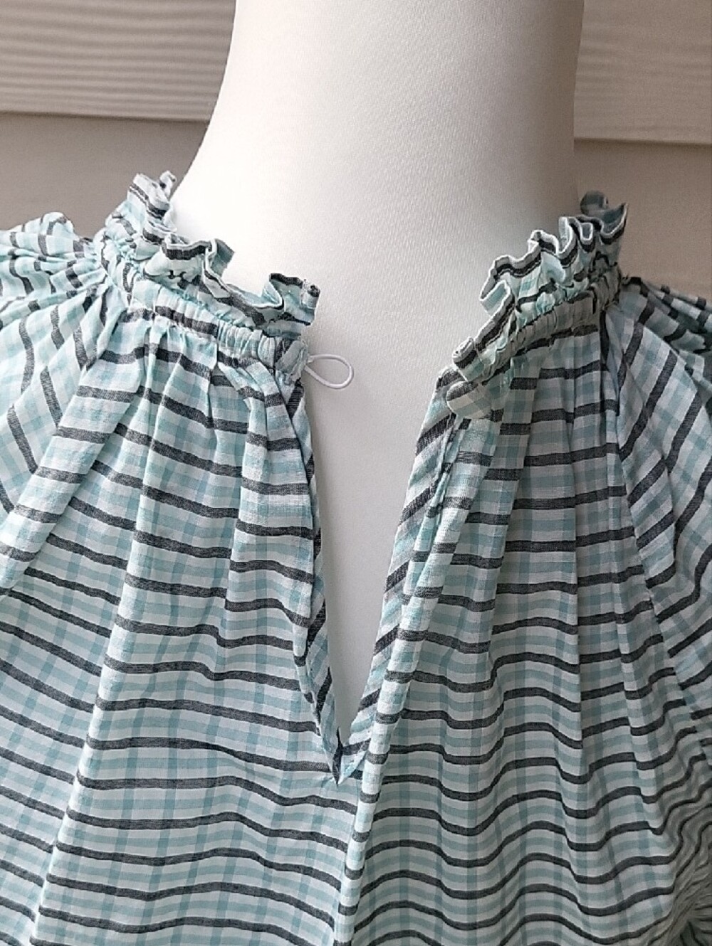 J.Crew Blue Plaid Smocked Neck Ruffle Blouse Size Small Cotton Long Sleeve Top - Picture 7 of 14